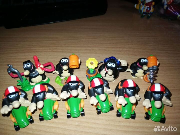 Игрушки из киндера 90х кроты