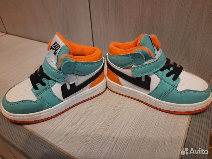 Кроссовки ботинки