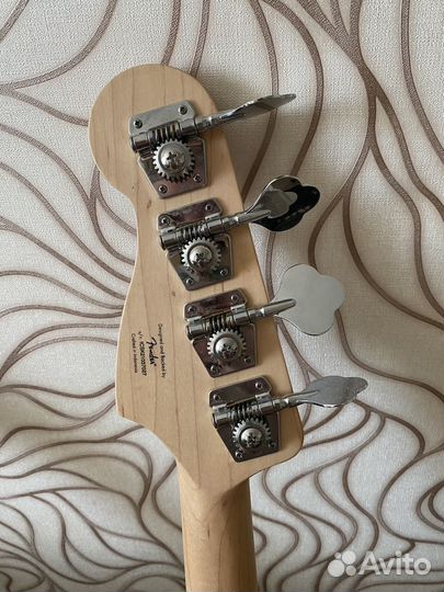 Бас-гитара fender squier Affinity