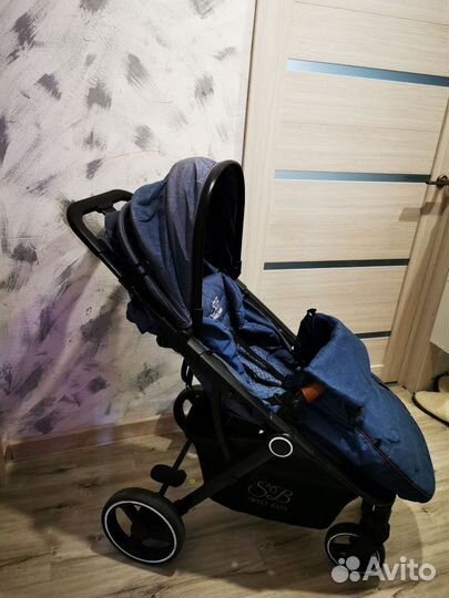 Прогулочная коляска