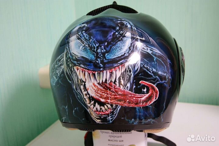 Аэрография на шлемах мотоциклах, автомобилях