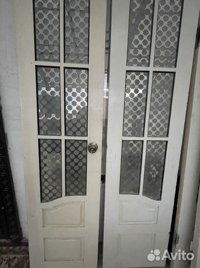 Двери б/у межкомнатные