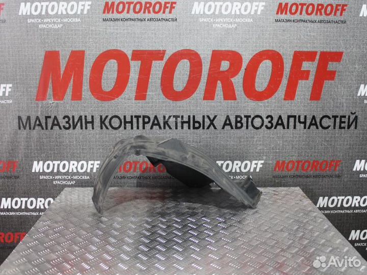 Подкрылок левый Nissan Skyline V36 верх А405