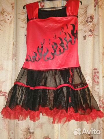 Костюм маскарадный