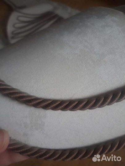 Два ламбрикена