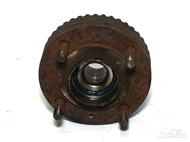 Ступица колеса задняя Mitsubishi Carisma