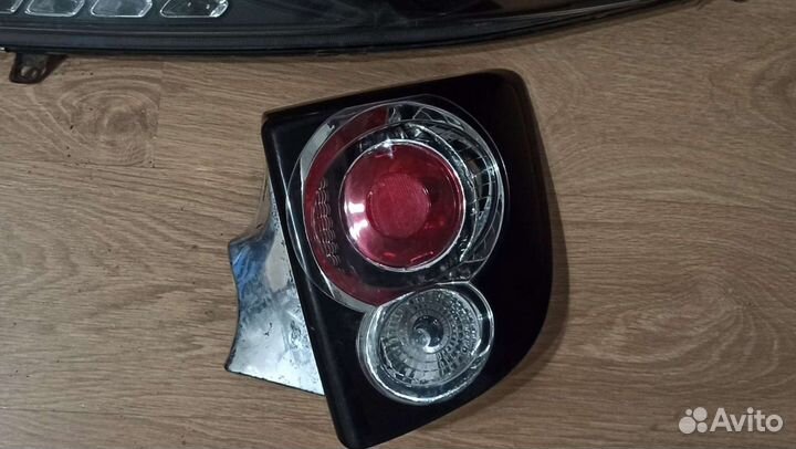 Задний фонарь