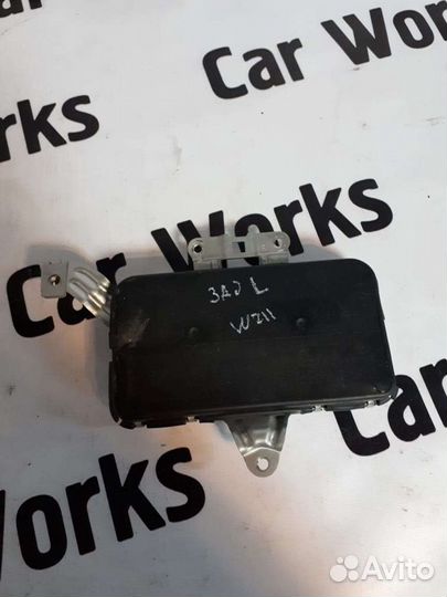 Mercedes Benz W211 задняя левая подушка безопаснос