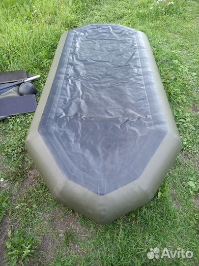 Надувная лодка пвх гребная pelikan