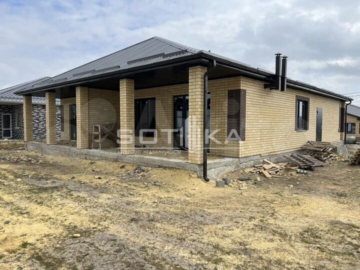 Коттедж 114 м² на участке 3 сот.