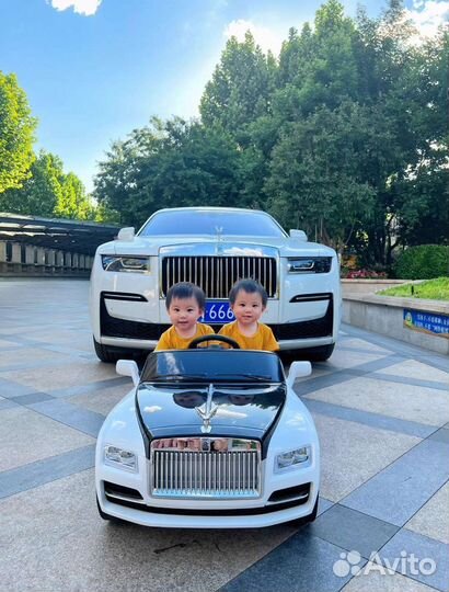 Детский электромобиль