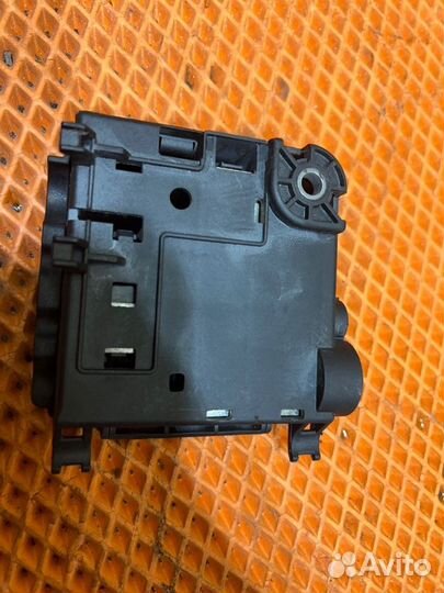 Клемма аккумулятора Audi A4 Iv B8 cdnk 2010