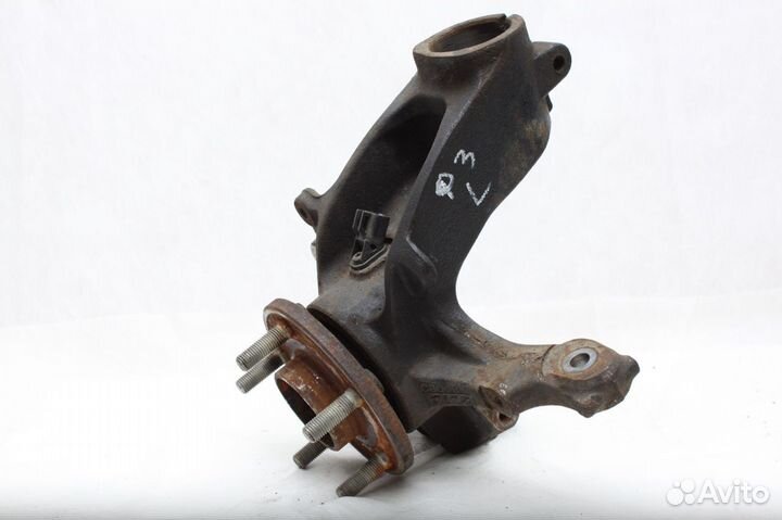 Кулак поворотный ступица перед левый Форд Фокус 3