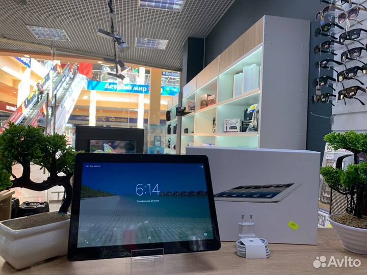 Планшет на андроиде Sumsung 2\16Gb (новый)