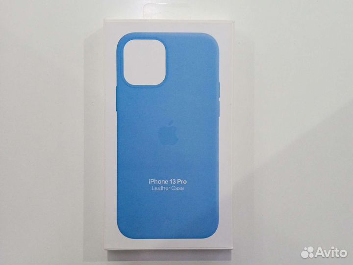 Кожаный чехол на iPhone 13 Pro Голубой