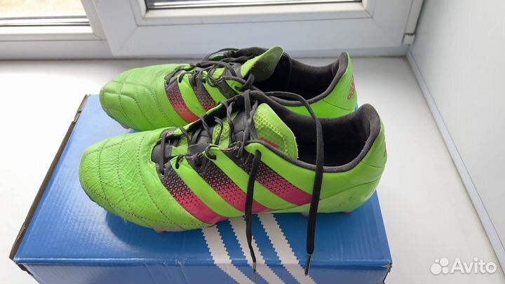 Футбольные бутсы adidas 41-42 р-р