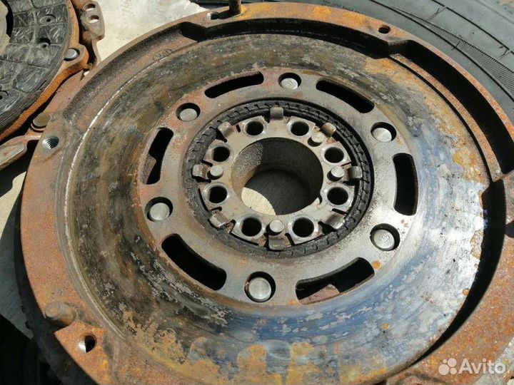 Маховик Toyota Corolla Verso