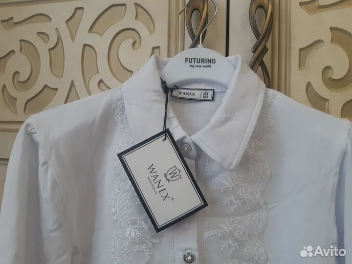 Рубашка школьная на девочку 152 новая