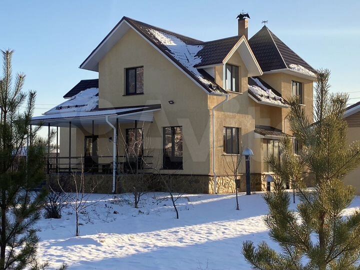 Дом 378,9 м² на участке 22,5 сот.