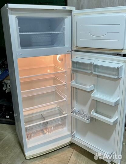 Холодильники маленькие и большие бу