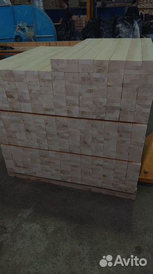 Домостроение с досками из лиственницы