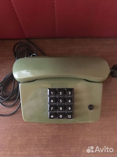 Телефон