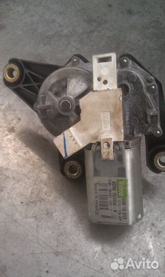Мотор стеклоочистителя Renault
