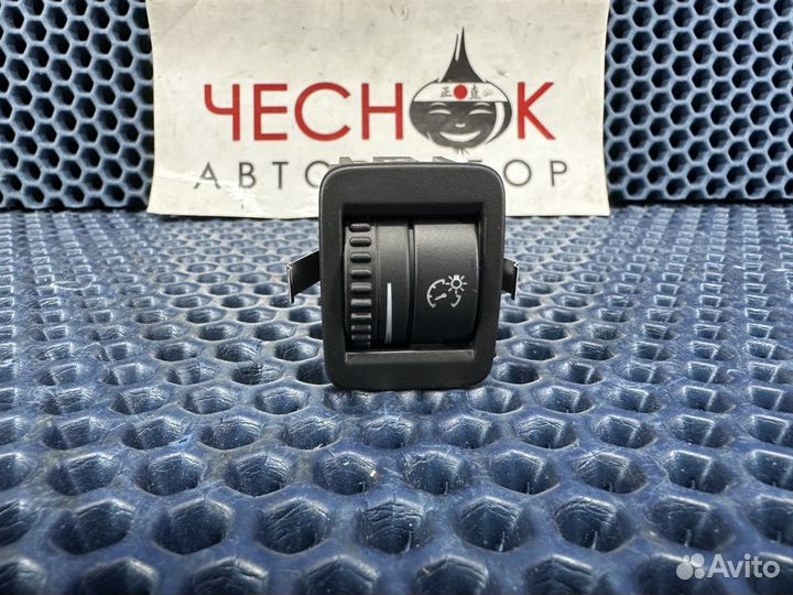 Кнопка подсветки панели приборов VW Tiguan/Тигуан