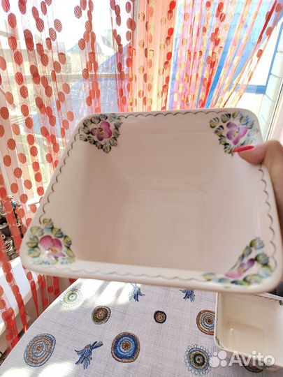 Набор салатников с ручной подглазурной росписью