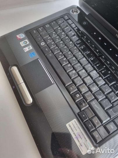 Ноутбук toshiba
