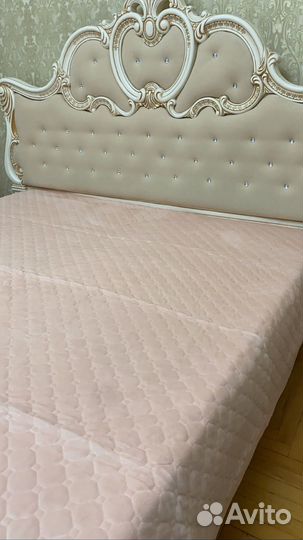 Покрывало на кровать новое 220 240