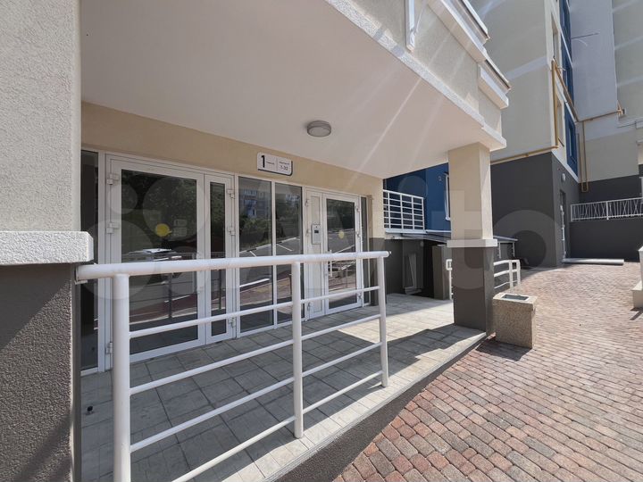 2-к. квартира, 63,9 м², 1/8 эт.