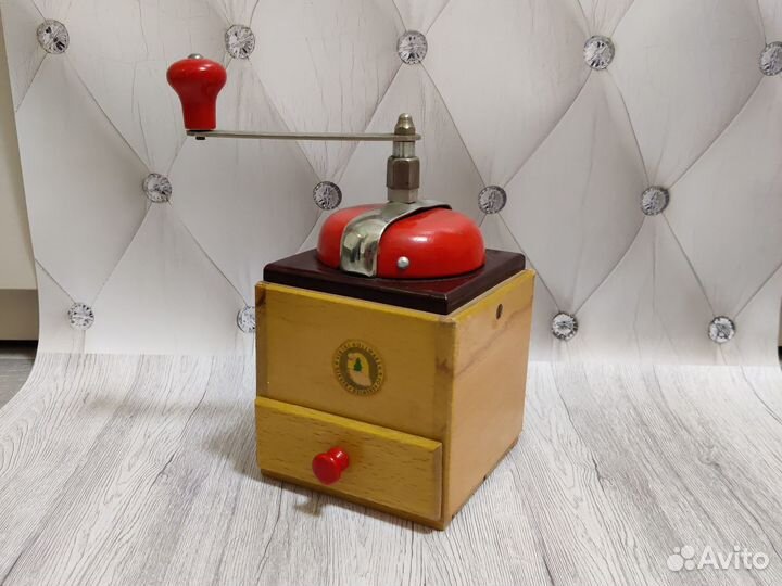 ГДР мельничка ручная кофемолка