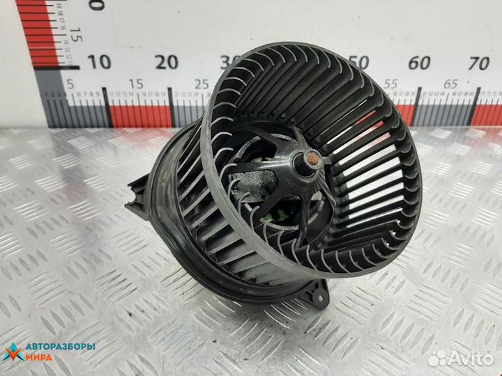 Моторчик печки Ford Focus рест. 2002 1111936