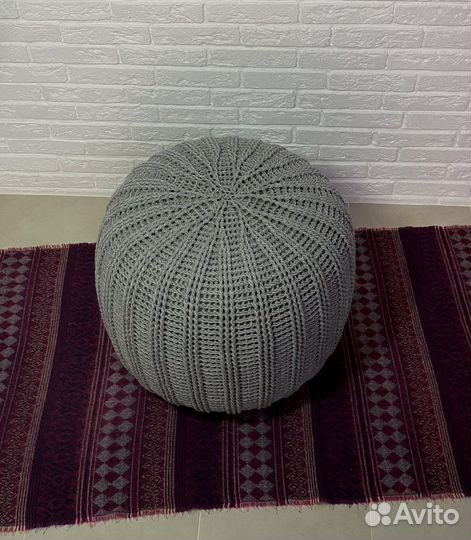 Вязаные пуфы