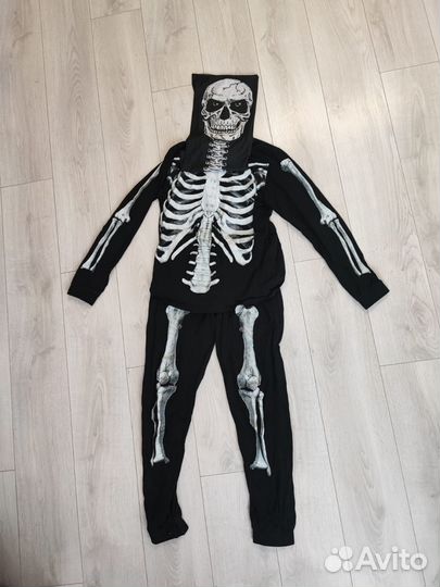 Костюм скелета на хелуин