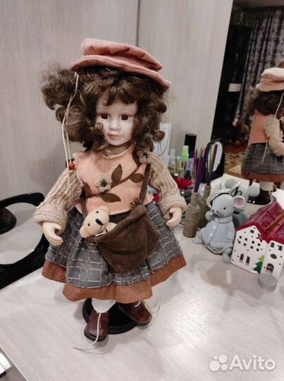 Кукла фарфоровая большая