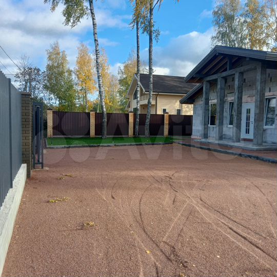 Дом 140 м² на участке 7,4 сот.