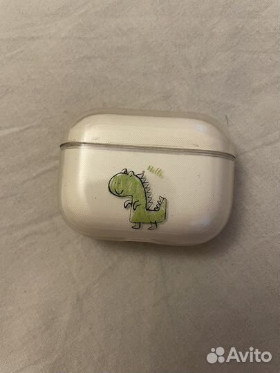Apple AirPods Pro with MagSafe Charging Case