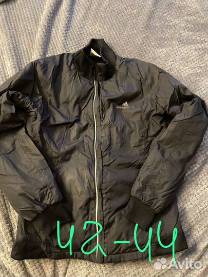 Отдам даром женские вещи