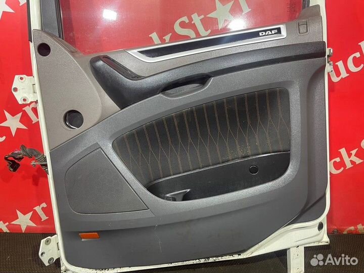 Дверь правая Daf XF106