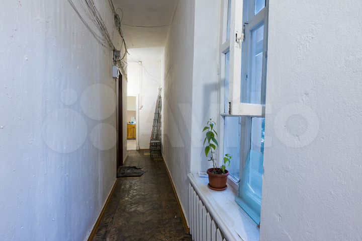 Комната 27 м² в 4-к., 3/5 эт.