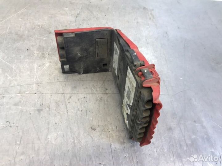 Блок предохранителей Peugeot 308 4E 2007- 2011