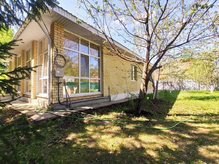 Дом 137 м² на участке 15 сот.