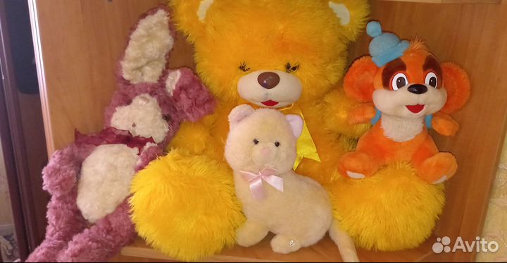 Мягкие игрушки целой корзиной