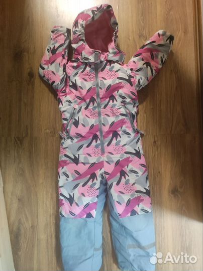 Зимний комбинезон для девочки 122