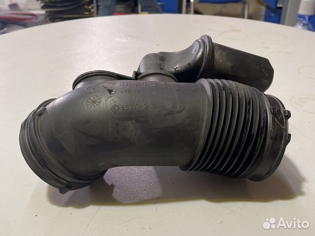 Патрубок воздушного фильтра bmw