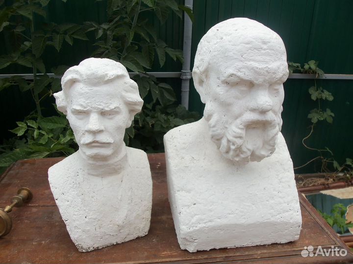 2 бюста гипс высота 80см сократ 50см горький 40