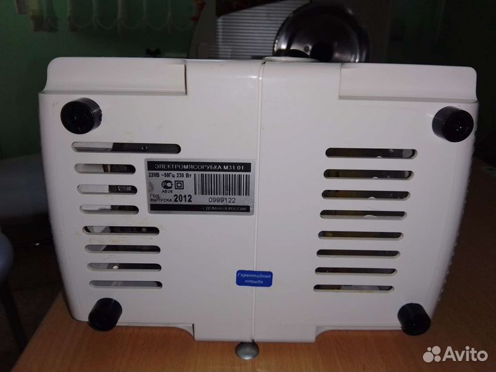 Электромясорубка Аксион М31