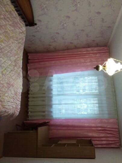 2-к. квартира, 54 м², 4/10 эт.